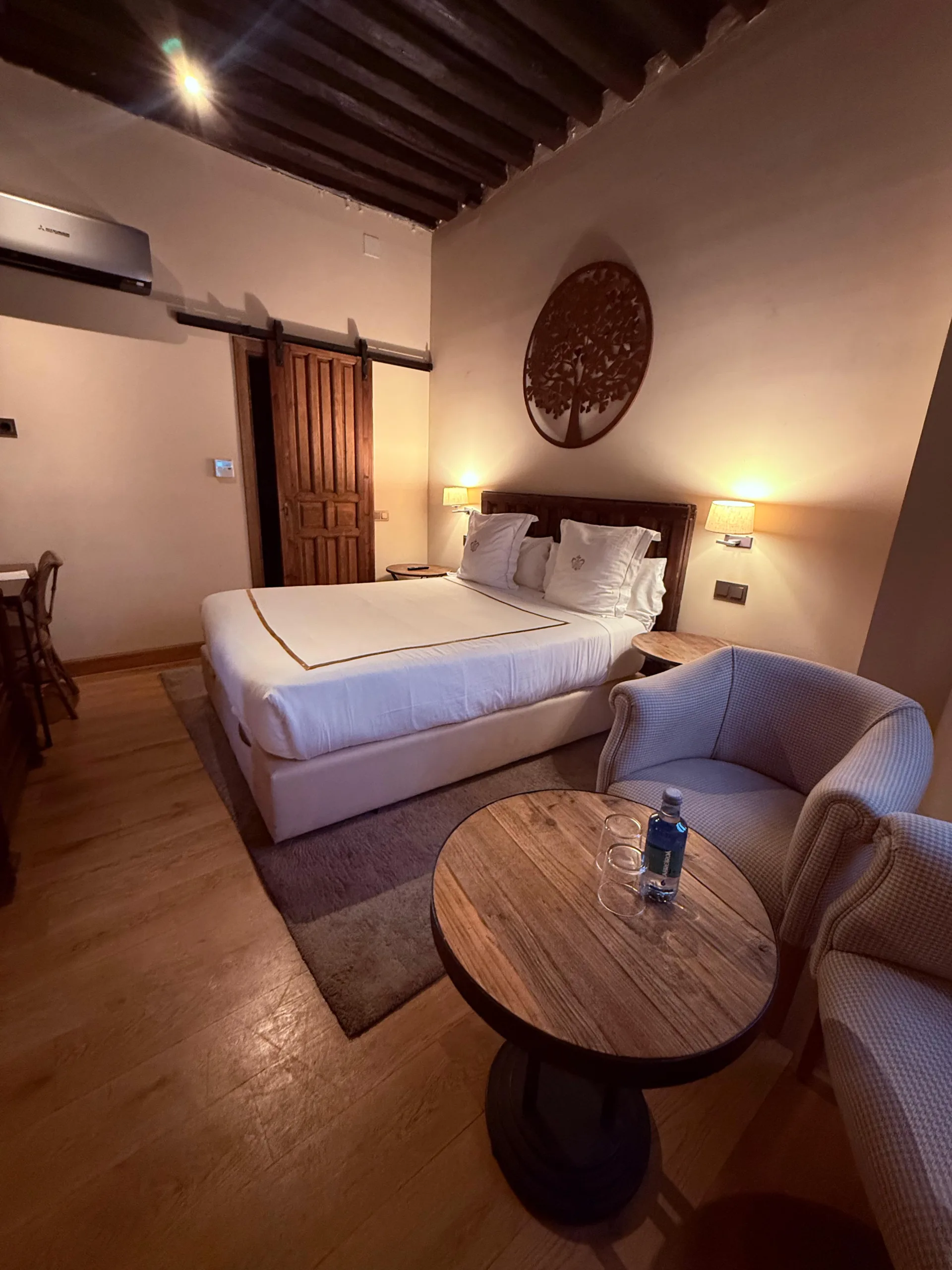 a8d6f93f-1afc-4a61-a521-27eba36f3f36